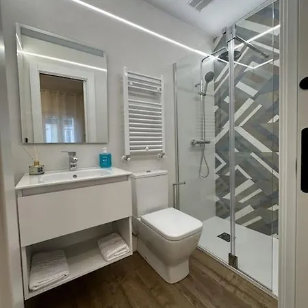 Vivienda Centrica Junto Al Museo Daire *